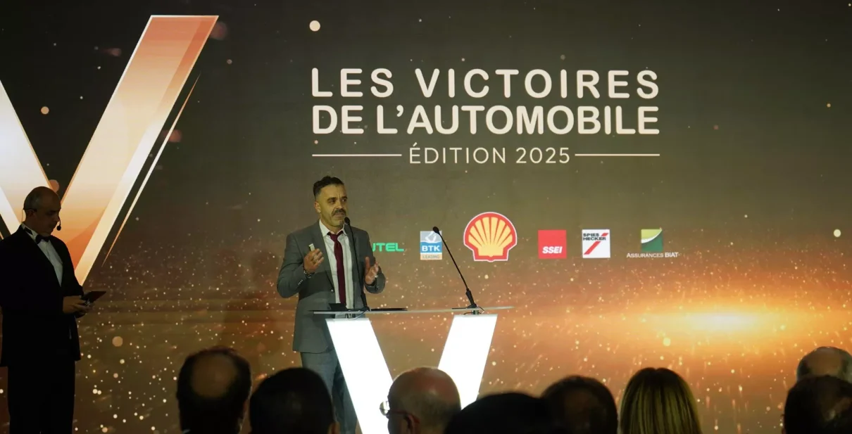 Membres du jury Web First Rank évaluant la présence digitale des marques automobiles