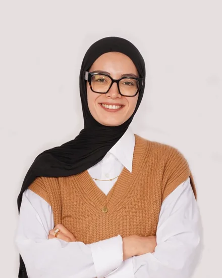 Meriem Ben Ali Hassen, Graphic Designer, Web First Rank